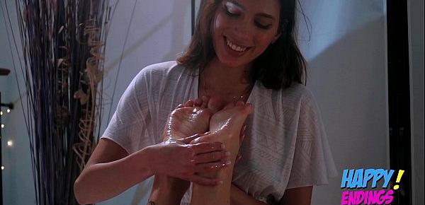 HAPPY ENDING FOR CLEA GAULTIER - SENSUAL LESBIAN